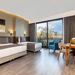 Otel Ezkar Bathonea Art