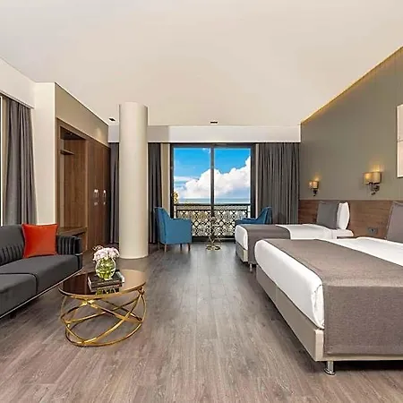 Hotel Ezkar Bathonea Art