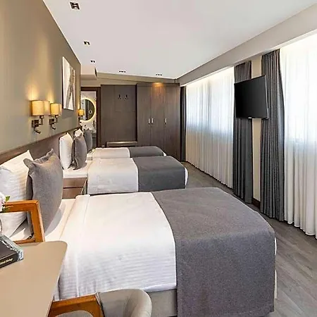 Hotel Ezkar Bathonea Art 4*
